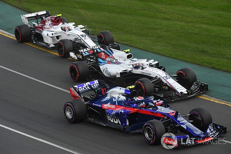Gasly: Williams ve Force India ile mücadele ediyoruz