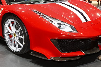 Ferrari 488 Pista: офіційне відео