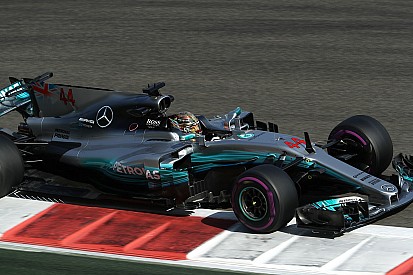 Abu Dhabi GP: Hamilton leads Bottas as Mercedes dominates FP3