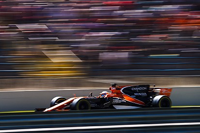 La McLaren potrebbe schierare due vetture nei test di Abu Dhabi
