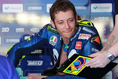 Rossi renova com Yamaha e permanece na MotoGP até 2020
