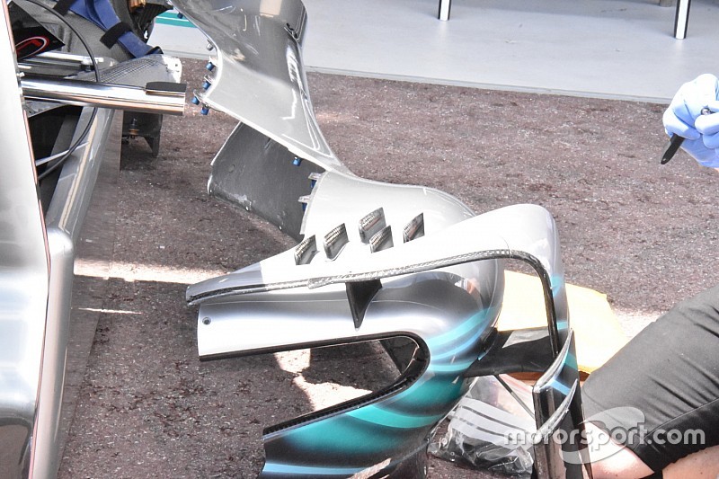 Mercedes, Monaco'da McLaren tarzı