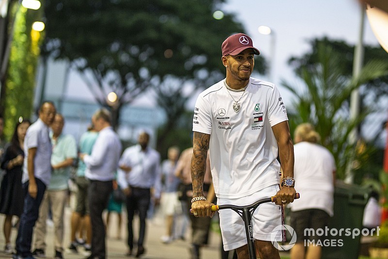 Hamilton dice que los compromisos fuera de pista son