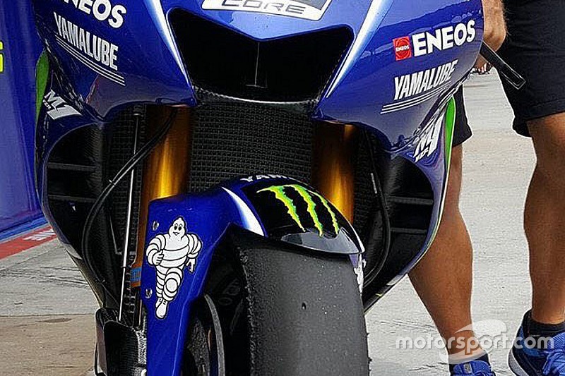 Yamaha esconde sus alas dentro del carenado