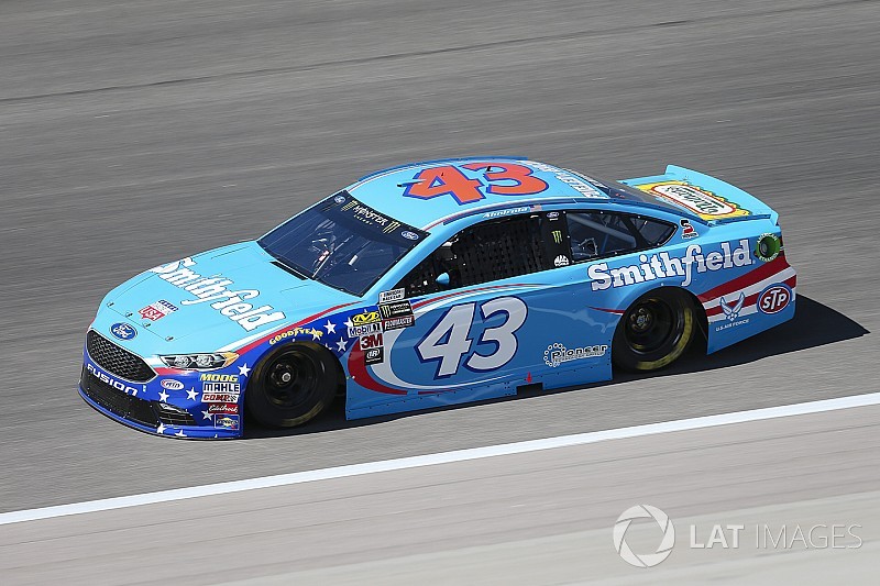 NASCAR 2017: Aric Almirola hofft auf baldige Rückkehr