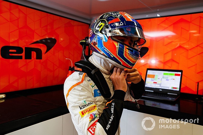 Норрис проведет с McLaren первую тренировку в Сочи