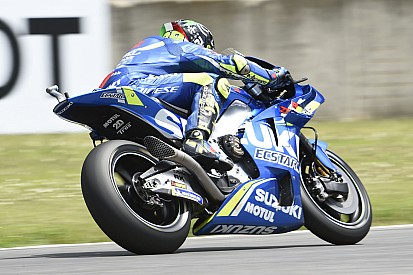 Iannone zet de toon voor Marquez in warm-up Grand Prix van Italië