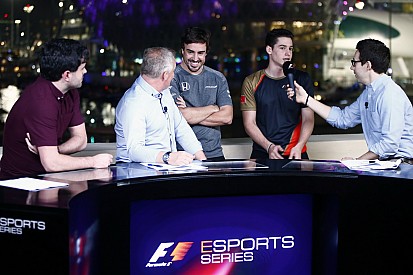 Fernando Alonso a legjobb virtuális sofőrt keresi