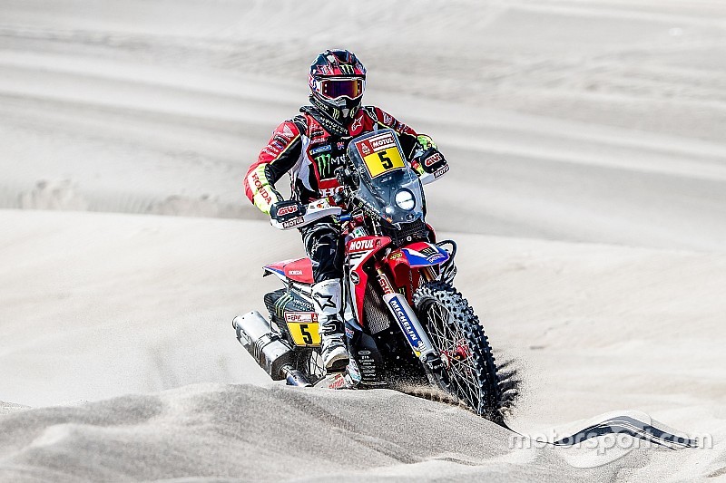 Dakar, Moto, Tappa 7: Barreda cala il tris, ma torna in testa van Beveren