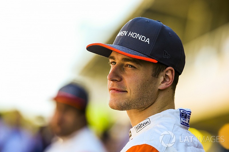 Prost enaltece Vandoorne: “Mesmo nível ou melhor que Alonso”