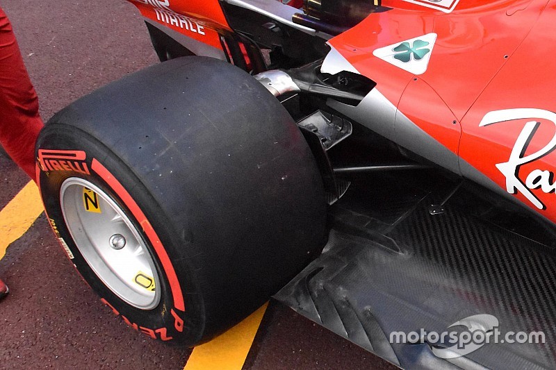 Régi felfüggesztését vette elő a Ferrari Vettel autójára