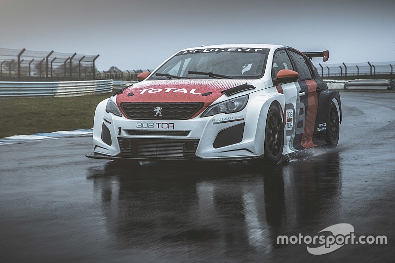 У Peugeot показали машину 308TCR для нового чемпіонату WTCR