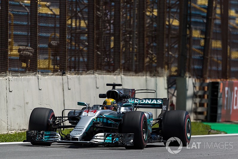 Hamilton lidera dobradinha da Mercedes no TL2 em Interlagos