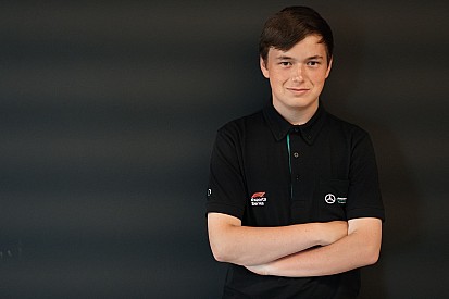 Mercedes dominant tijdens eerste ronde F1 Esports Pro Series, Huis vierde