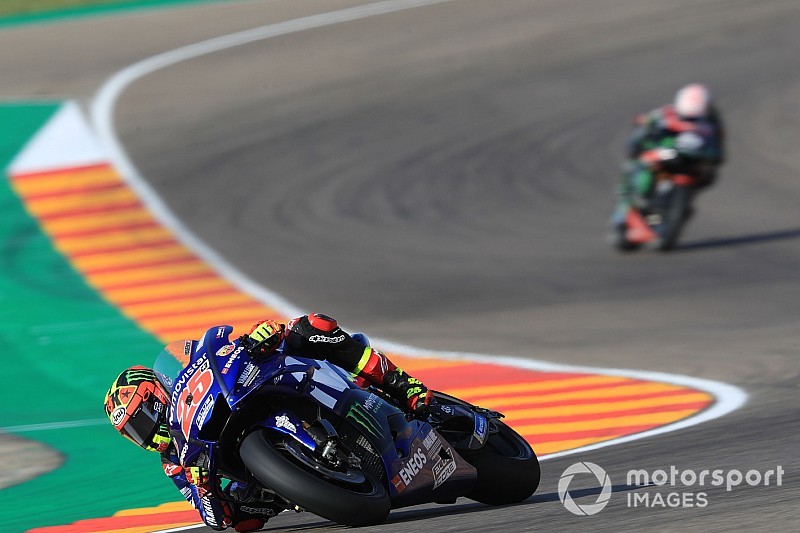 Vinales ve Morbidelli, Smith'i engelledikleri için grid cezası aldılar
