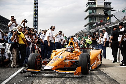 McLaren, IndyCar'da tam sezon yarışmaya hazırlanıyor