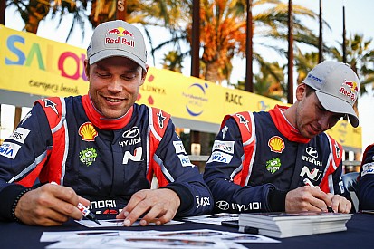 Rollentausch: Andreas Mikkelsen und Beifahrer wechseln die Plätze