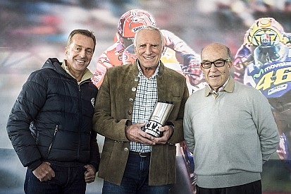 Red Bull Ring terima trofi MotoGP terbaik 2016