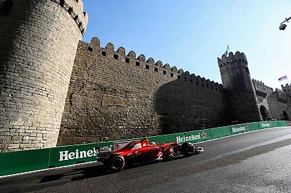 Raikkonen considera que se "retiró dos veces" en Bakú