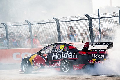 Top Stories of 2017, #19: Whincup crowned in mad Supercars finale