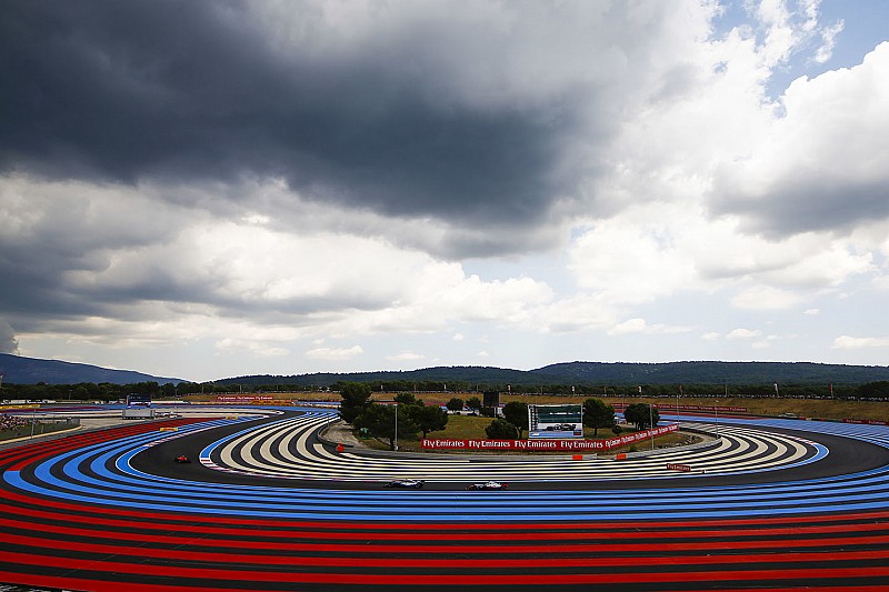 Káosz a Francia Nagydíj utolsó edzésén: viharos időmérő és futam várható az F1-ben