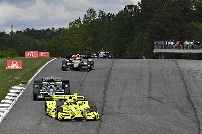 Pagenaud troisième malgré un contact avec Newgarden