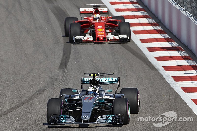 Bottas tuvo que cuidar los neumáticos debido a daños