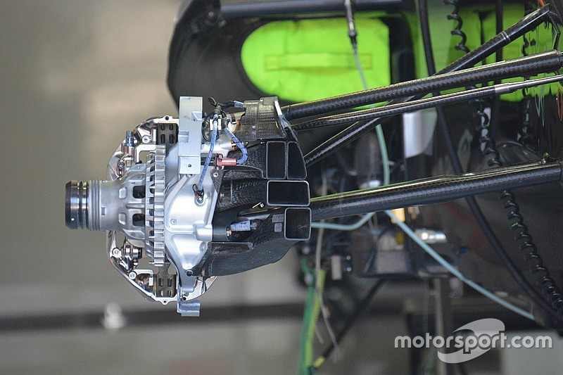 Технический брифинг: передние тормоза Force India VJM09