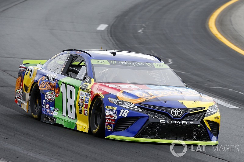 Kyle Busch scores New Hampshire pole over Larson and Hamlin