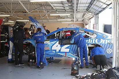 Engine failure ends Kyle Larson's title run