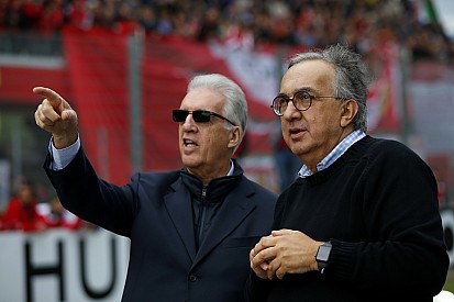 FIAT ve Ferrari, Marchionne'nin yerine kimin geçeceği ile ilgili toplanabilir