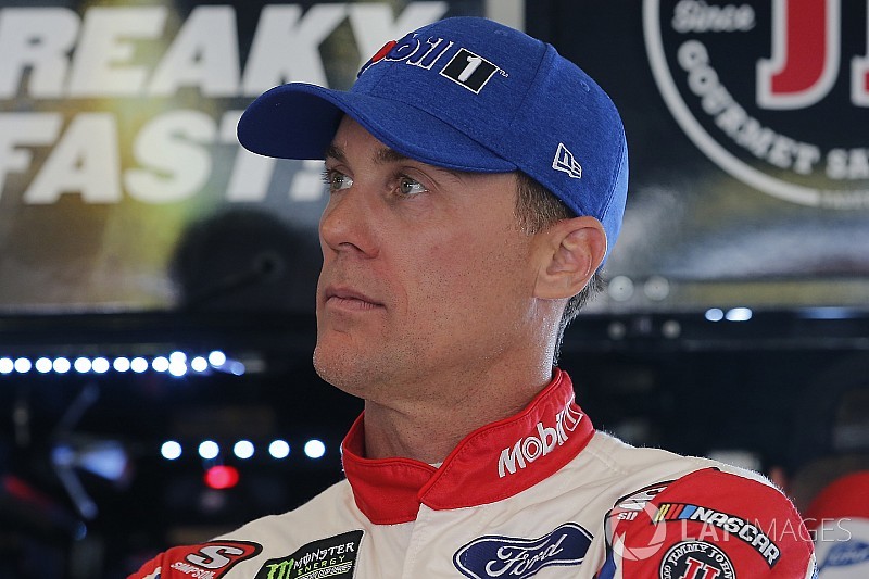 Kevin Harvick tops Erik Jones in Saturday's first practice at Pocono