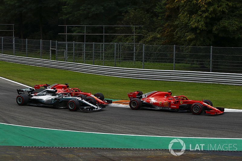 Marko: Vettel nemcsak a Mercedes, hanem saját csapattársa ellen is versenyez