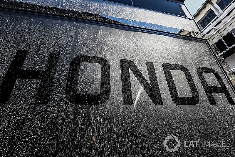 Honda запланувала ще три оновлення двигуна Ф1 у 2017 році
