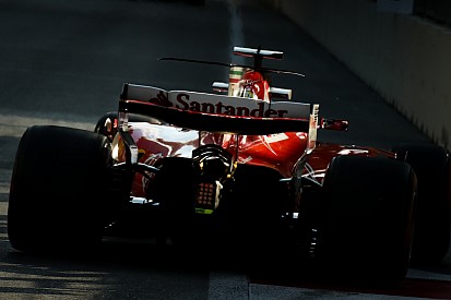 Ferrari cambia el motor de Vettel y lucha por llegar a clasificación