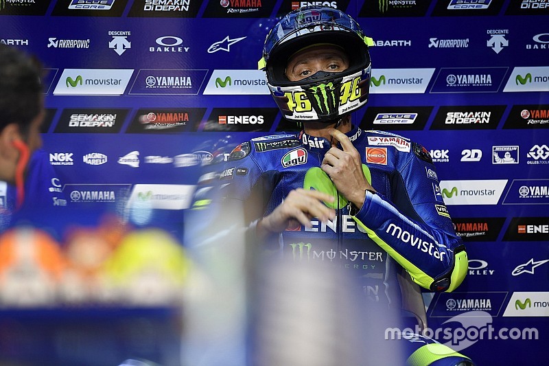 Россі потрапив у аварію на тестах MotoGP у Катарі
