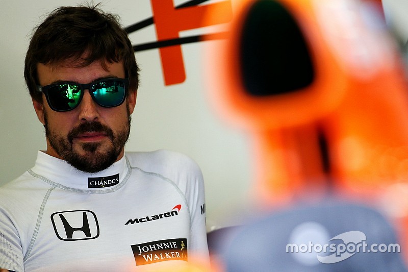 Alonso, en el laberinto de McLaren