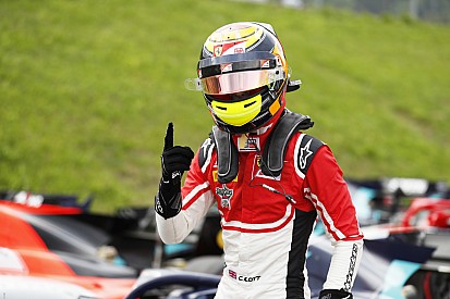 GP3 у Шпільберзі: перший поул Ілотта