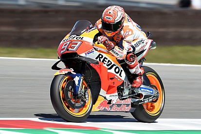 MotoGP Assen: Marquez, 0.001 saniye farkla lider