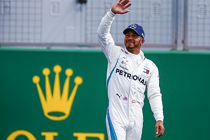 Não vou desistir, diz Hamilton após 2º lugar em Silverstone