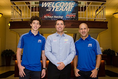 Foyt signs Leist to partner Kanaan in 2018