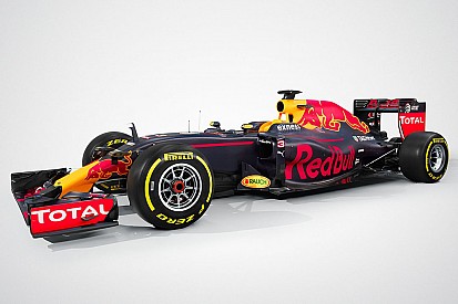 Red Bull Racing показала новую машину