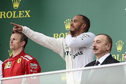 Hamilton delayed Baku podium to commiserate with Bottas