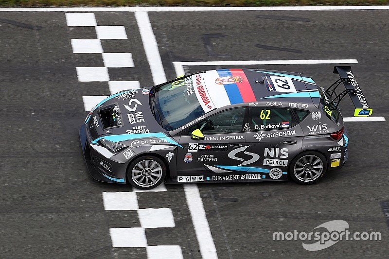 Oschersleben, pole position a sorpresa di Borković
