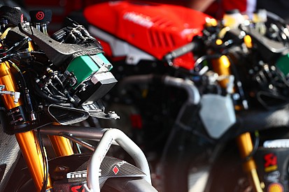 Ducati testet das neue V4-Superbike in Jerez