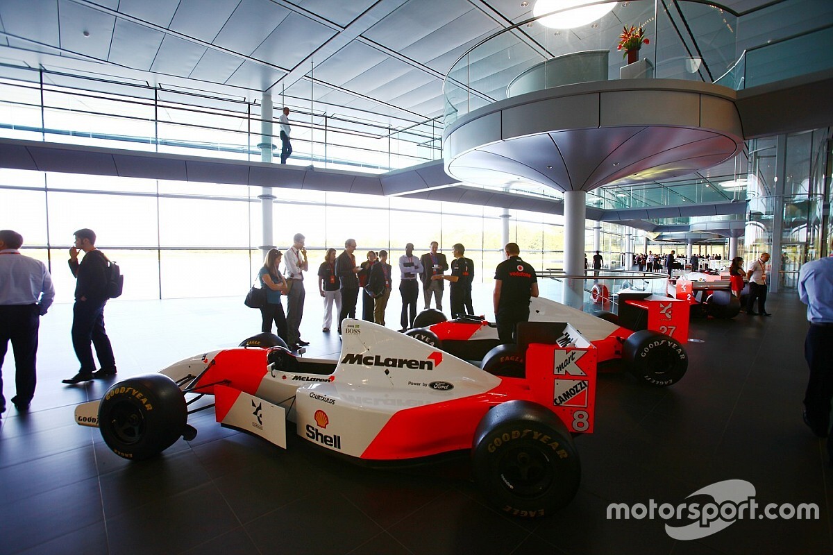 McLaren почала розпродавати частину колекції історичних машин