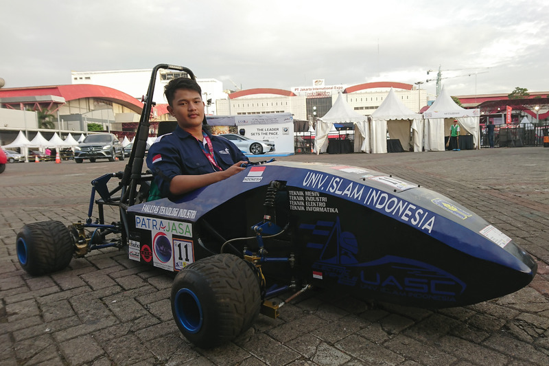 Kaliurang Unisi 3, Jabar Lazuarde