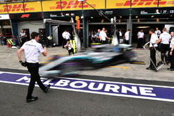 Valtteri Bottas, Mercedes-AMG F1 W09 ve Toto Wolff, Mercedes AMG F1 Director of Motorsport