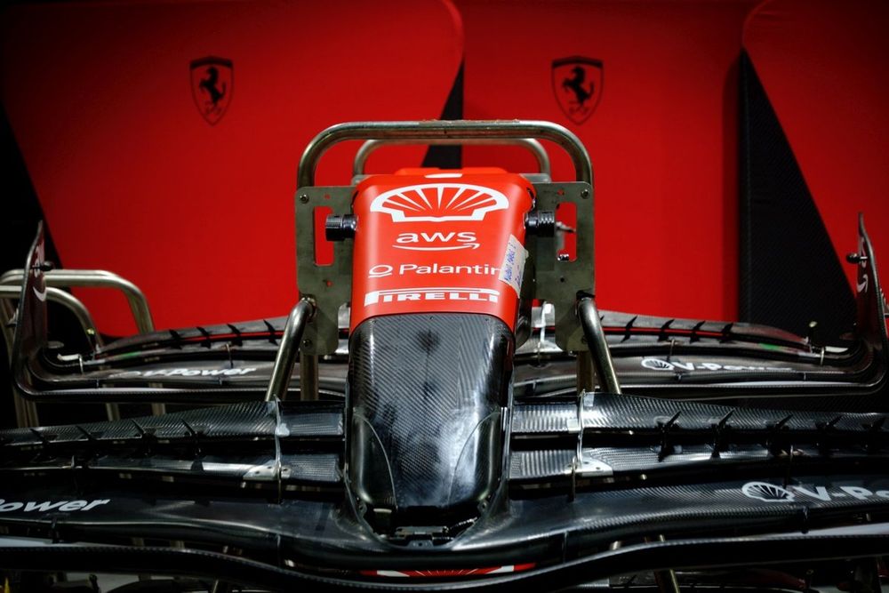 Detalle del alerón delantero del Ferrari SF-23
