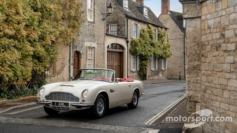 Aston Martin DB6 Volante électrique